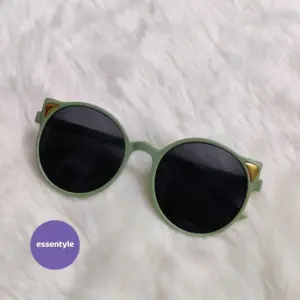 Olive cat ear sunglass EL4-11-4