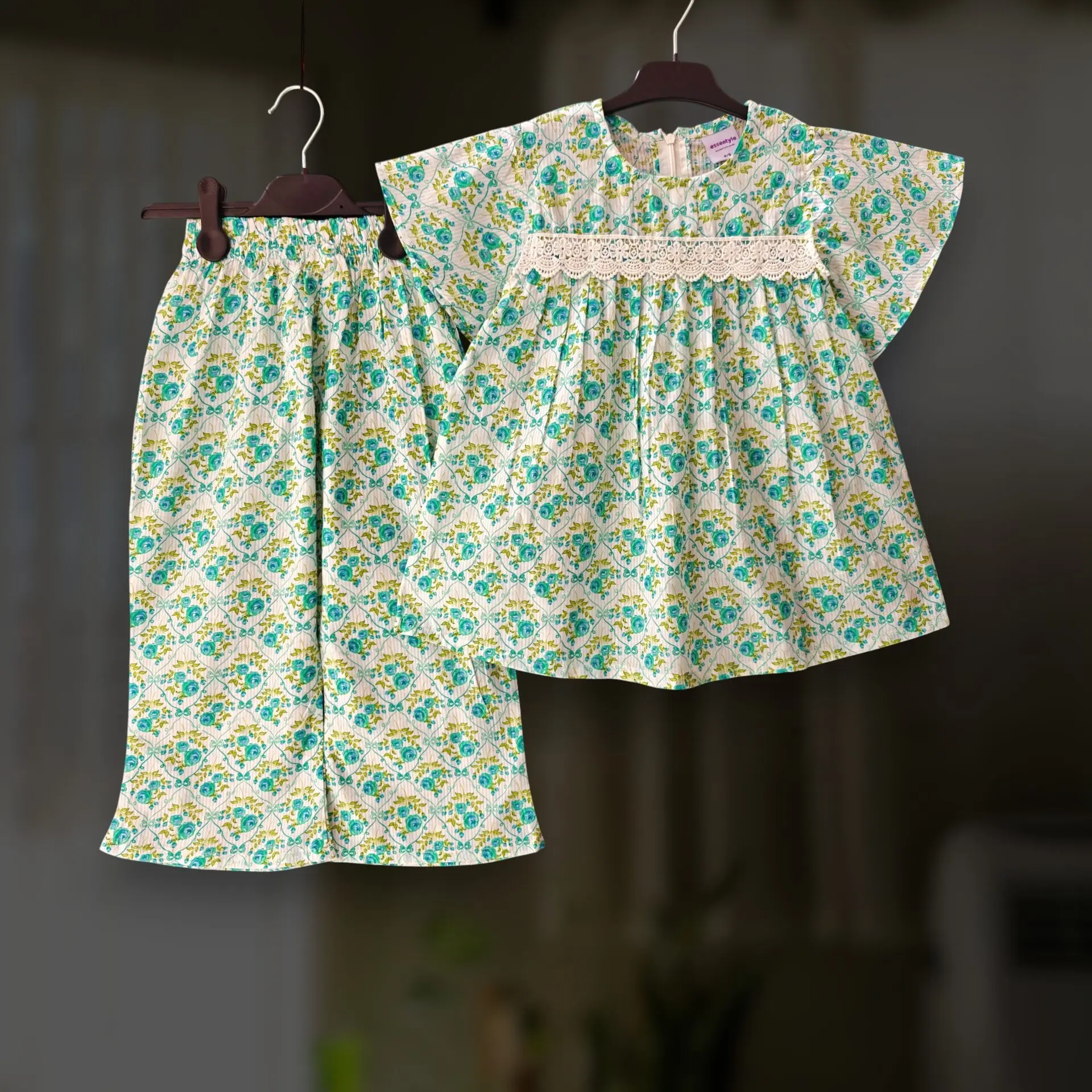 Pest Rose cotton top-pant set E16T4