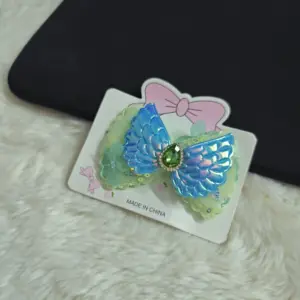 Wing Hair Clip Sky Green EI1-12-3
